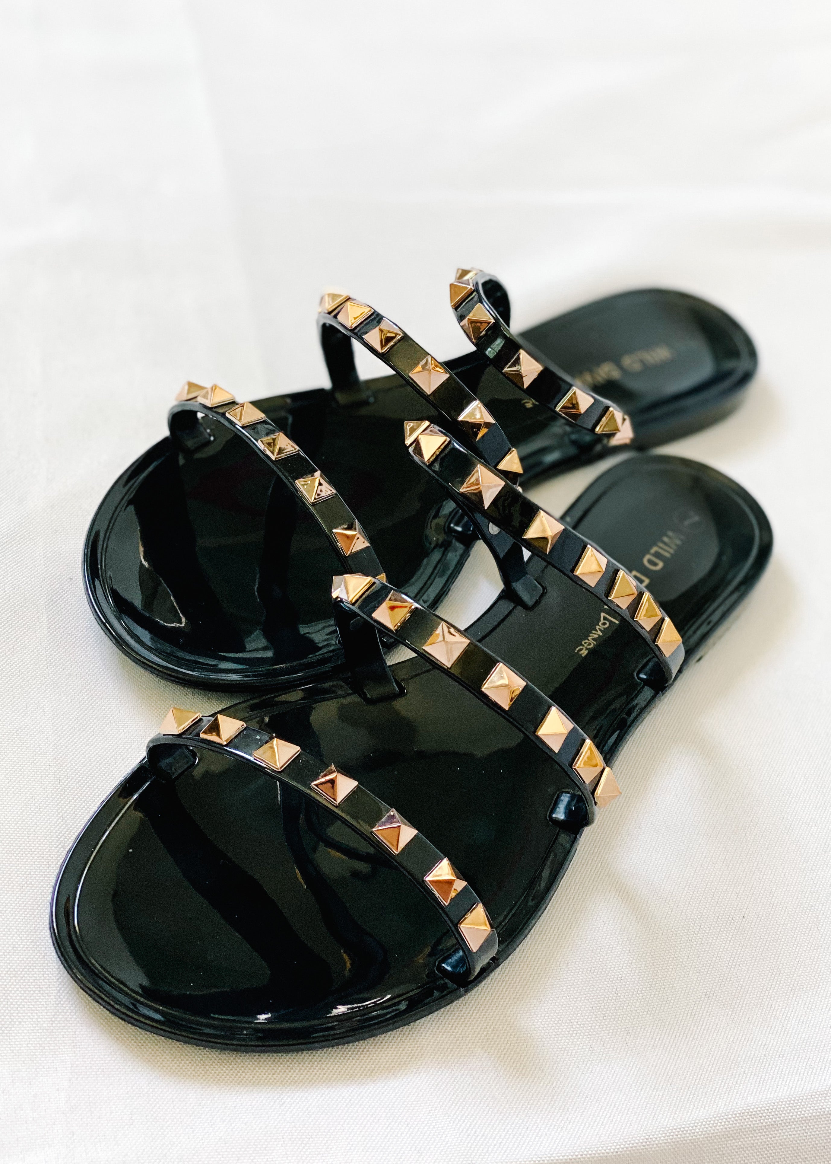 Womens studded jelly discount sandals